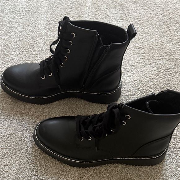 Madden Girl Black Combat Boots - Picture 1 of 2
